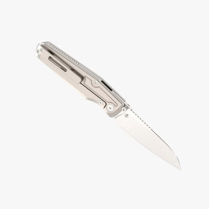 FLYTANIUM FLY1445 CONCOURSE – 3.1