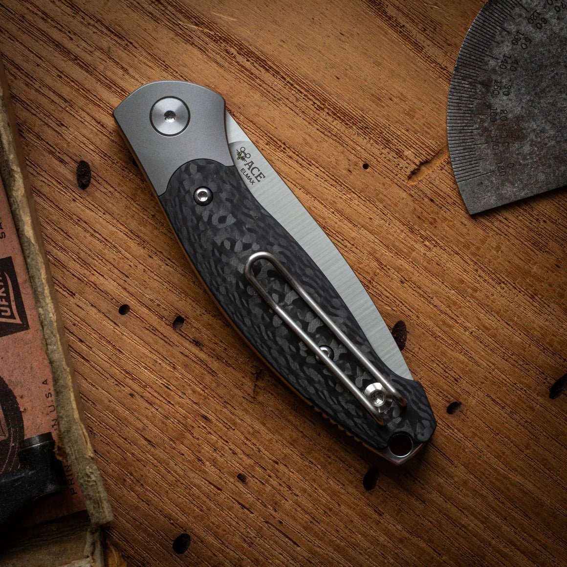 GIANTMOUSE FARLEY V2 – ELMAX SLIPJOINT BLADE – CARBON FIBER HANDLE WITH TITANIUM BOLSTER – MADE BY BESTECH KNIVES